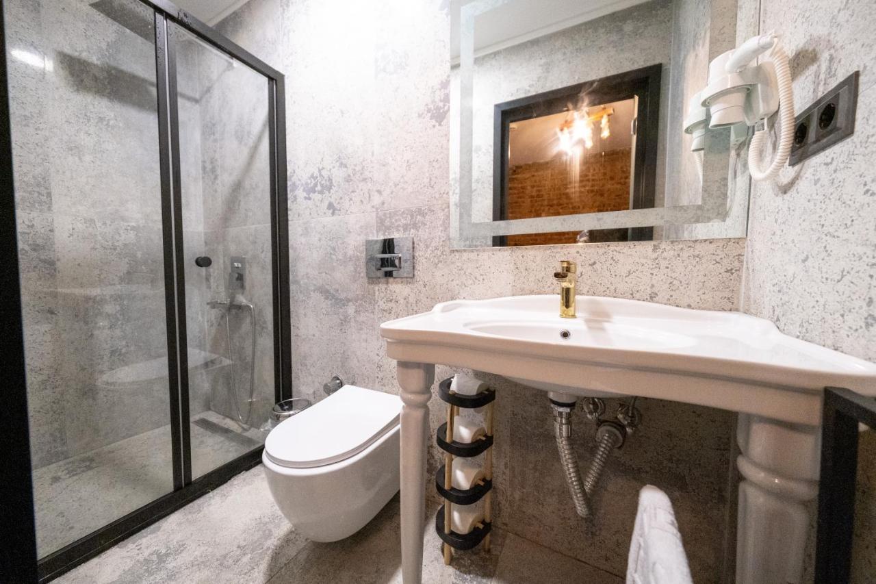Frame Hotel & Suites Стамбул Экстерьер фото